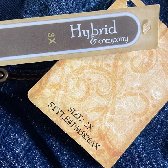 Hybrid & Company dark wash maternity jeans.  Size 3X - Picture 2 of 11